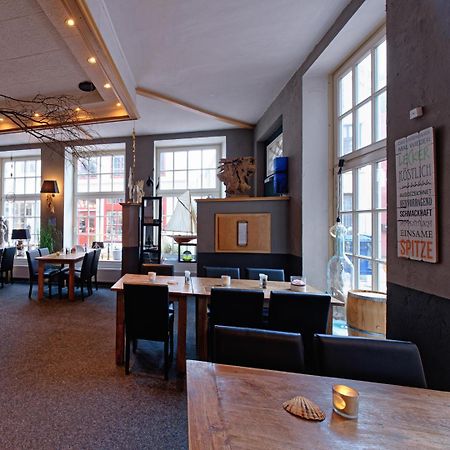 Hotel Restaurant Haus Hamburg Leer Zewnętrze zdjęcie